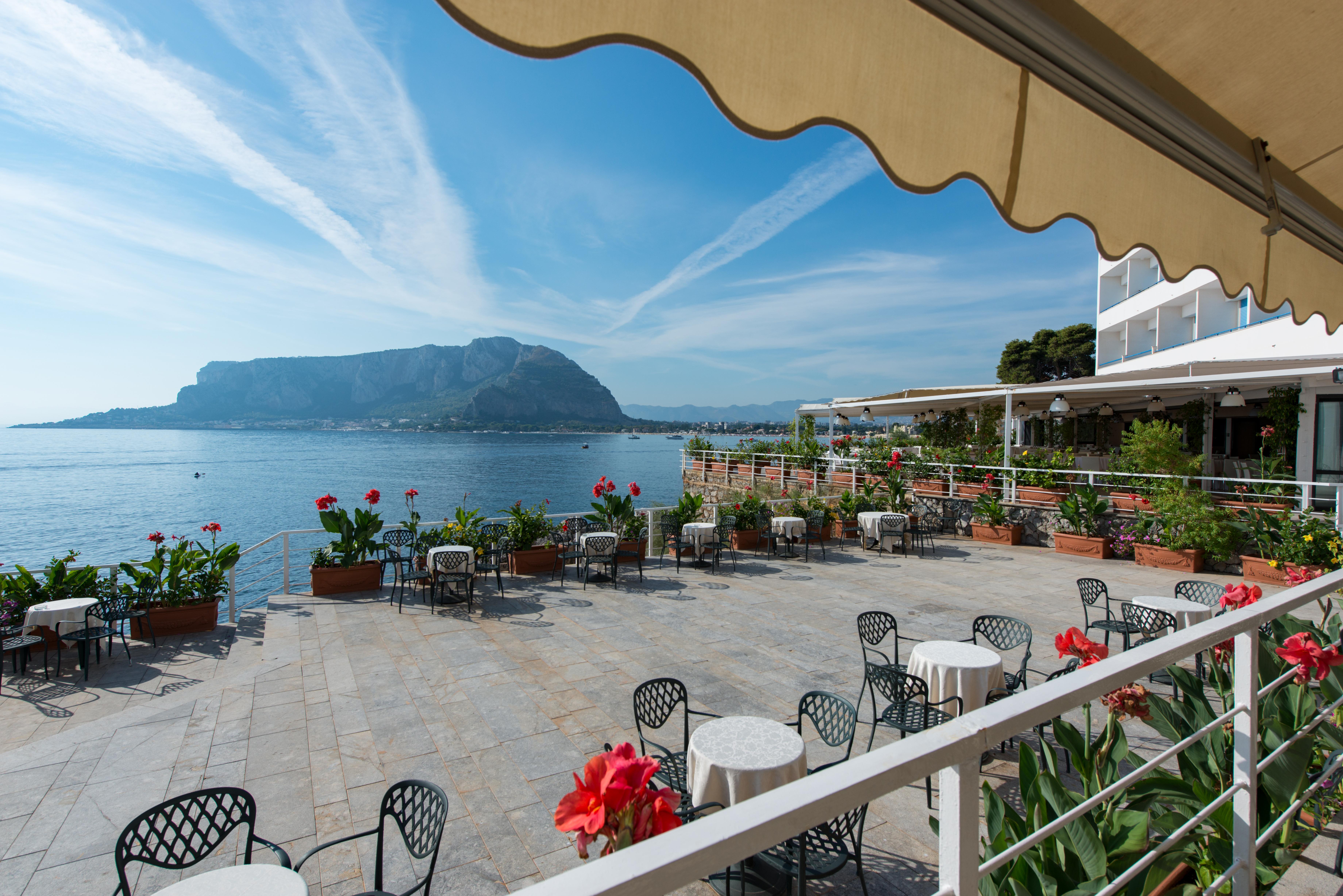 Splendid Hotel La Torre Mondello Exterior photo